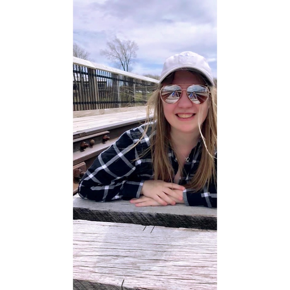 Meet your Posher, Rachel